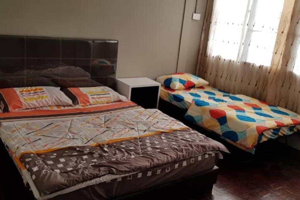 J & I Holiday home Sibu